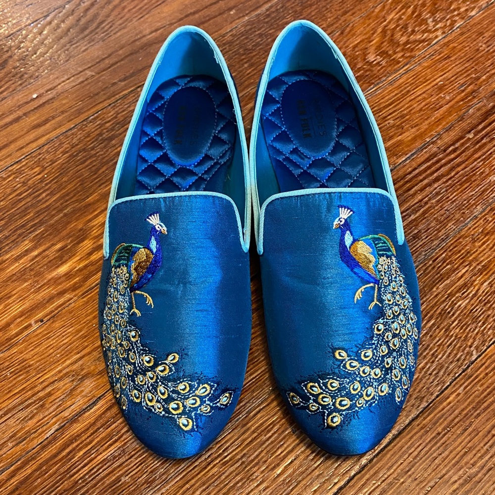 Birdies x Ken Fulk Silk flats. Teal color with peacock embroidery. Size 6 1/2.